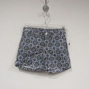 NWT Gap Geometric Print Midi Shorts Size 7